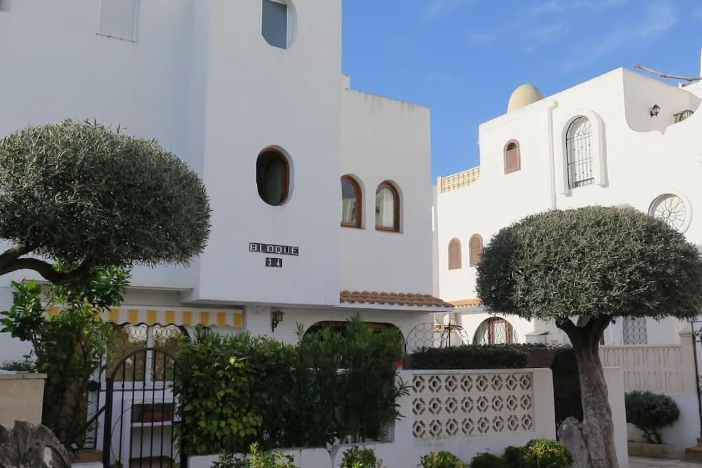 Bungalow In Moorse Stijl El Campello Eksteriør bilde
